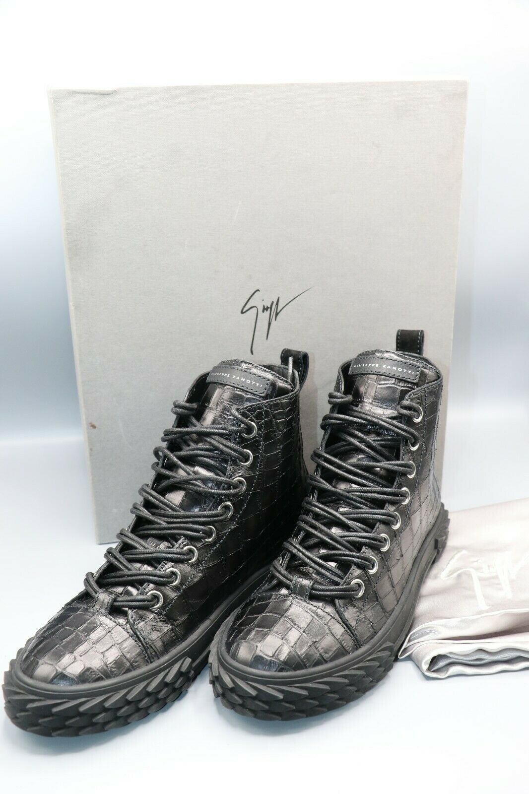 Giuseppe Zanotti Ru90035 Black High Top Sneaker Men display picture 2