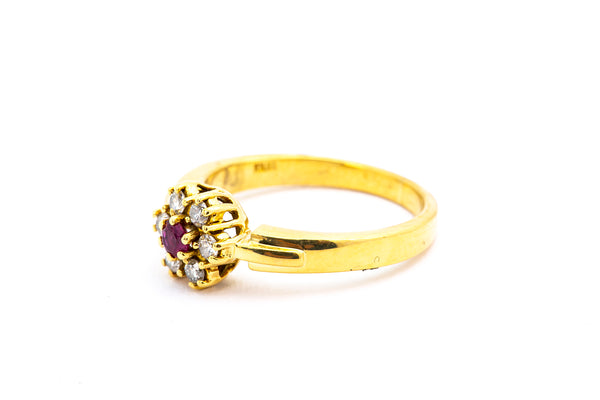 Vintage Ruby & Diamond Flower Cluster Yellow Gold 18k 750 Ring Size 6