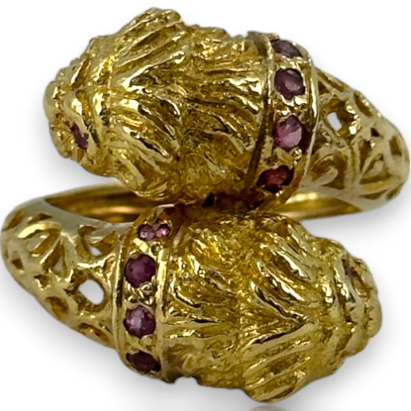 Vintage 1970-80s Victorian Revival Solid 18kt Yellow Gold Two-Headed Lion Ring with Rubies Size 4.5