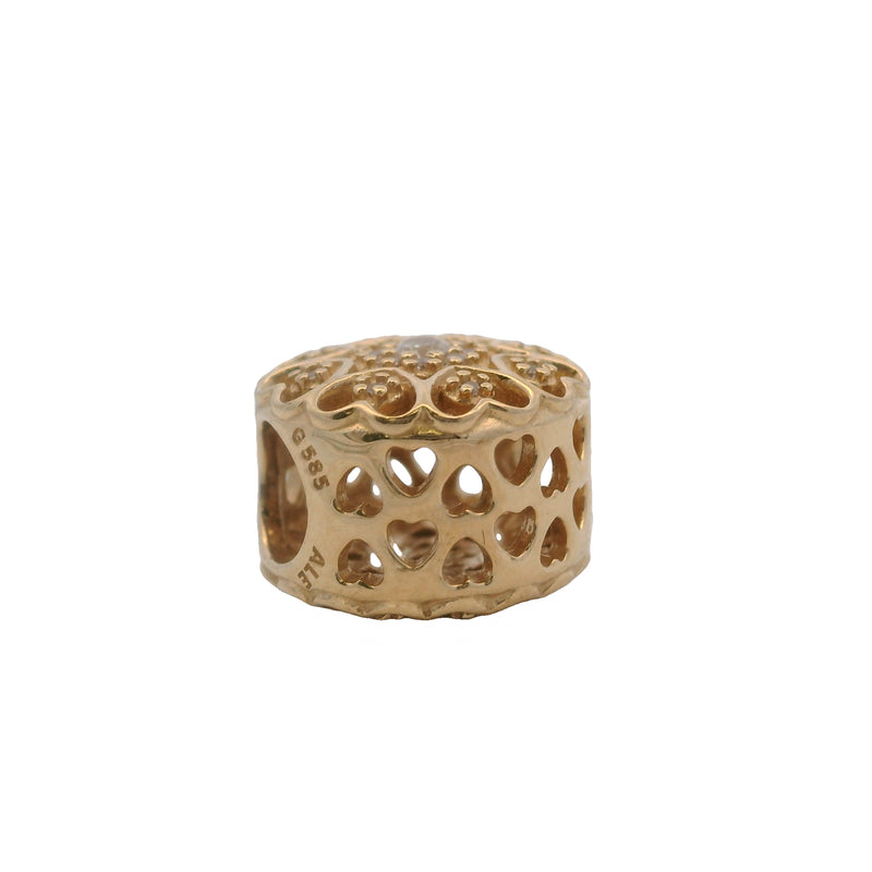Charm espaciador de flor redonda "Corazones de Oro" de Pandora Shine en oro amarillo macizo de 14 kt y circonitas cúbicas