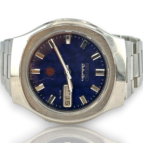 Vintage Seiko Advan 7039-7011 37.5mm Steel Blue Dial Watch