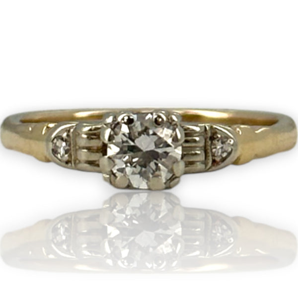 Antique 1930s 14kt Yellow Gold VVS 0.20ct Diamond Solitaire Ring with Single-Cut Diamond Side Buckle Accents Size 3