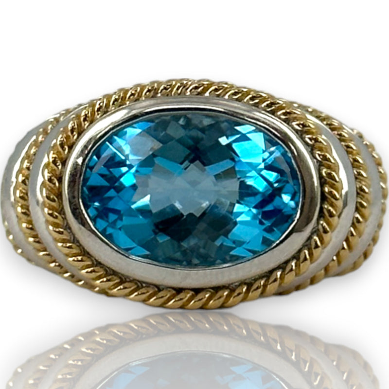 Anillo llamativo firmado por EFFY, oro blanco sólido de 14 kt en dos tonos, oro amarillo y topacio azul intenso con corte de tablero de ajedrez, talla 7,75