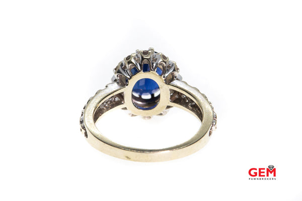 Anillo de oro blanco de 14 kt con halo de zafiros ovalados cultivados en laboratorio y diamantes naturales, talla 9