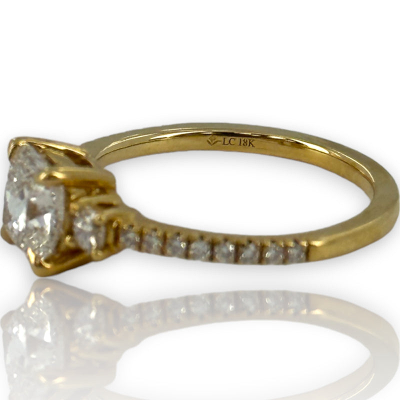 Brilliant Earth 18kt Yellow Gold Lab Grown VVS2 Princess Cut Diamond Engagement Ring with Round Accent Diamonds Size 5.5