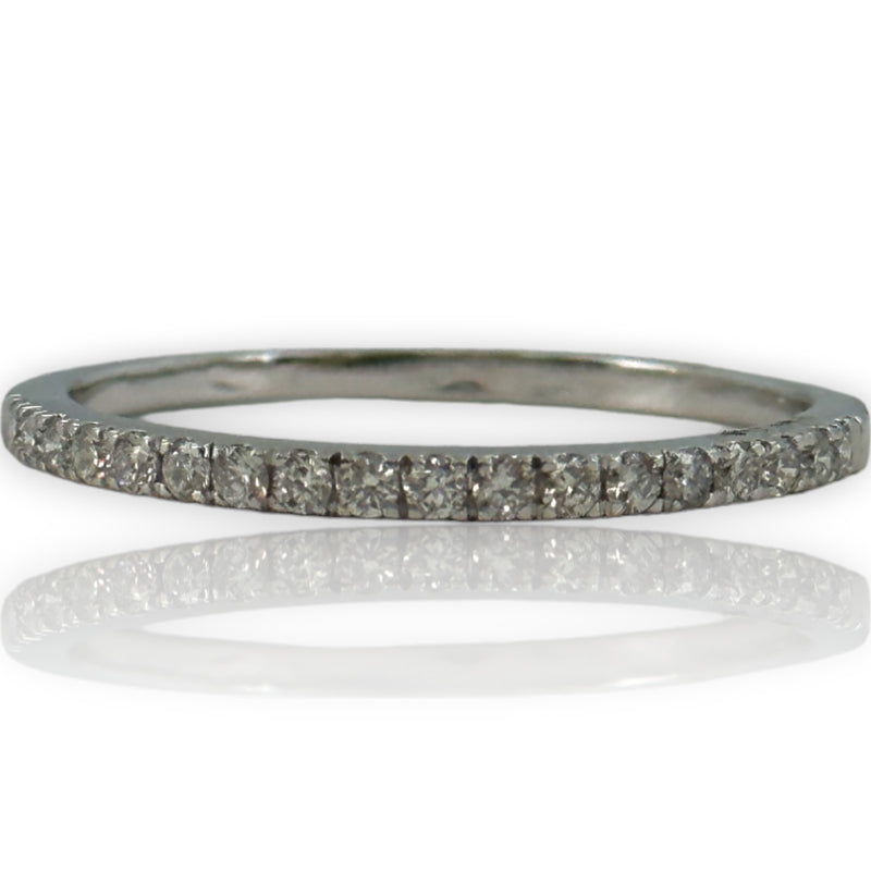 Alianza de boda apilable de media eternidad con diseños únicos en oro blanco de 14 kt y diamantes, talla 11