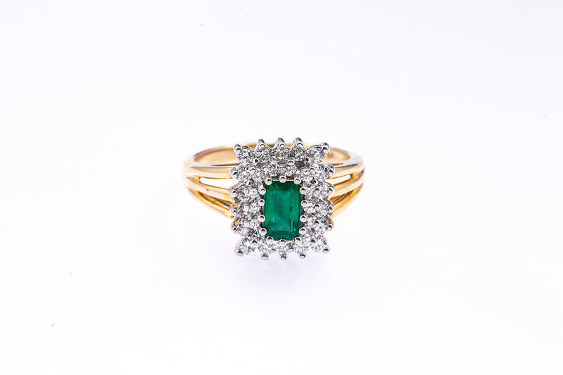Emerald & Diamond Cluster14K 585 Yellow & White Gold Ring Size 6 1/2