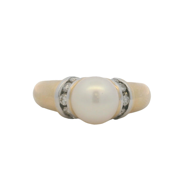 Vintage Solid 14kt Yellow Gold Akoya Pearl and Accent Diamonds Cocktail Ring Size 6.25
