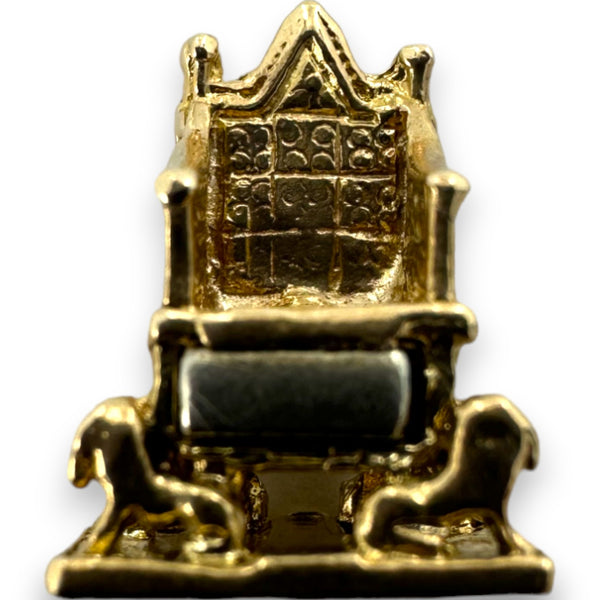 Vintage 1983 Solid 9kt Yellow Gold British Throne from Queen Elizabeth II Coronation in 1953 with Dogs and White Gold Accent Made in London Charm Pendant