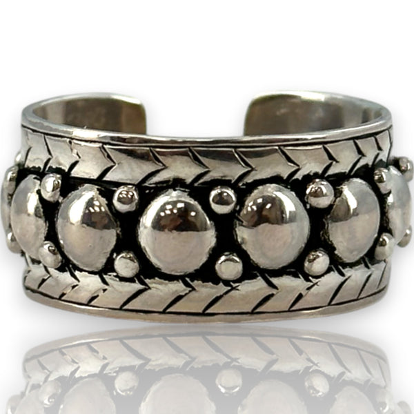 Yelli Jewels Handmade Moroccan 925 Sterling Silver Double Studs Adjustable 9.8mm Band Ring with Hand-Chiseled Details