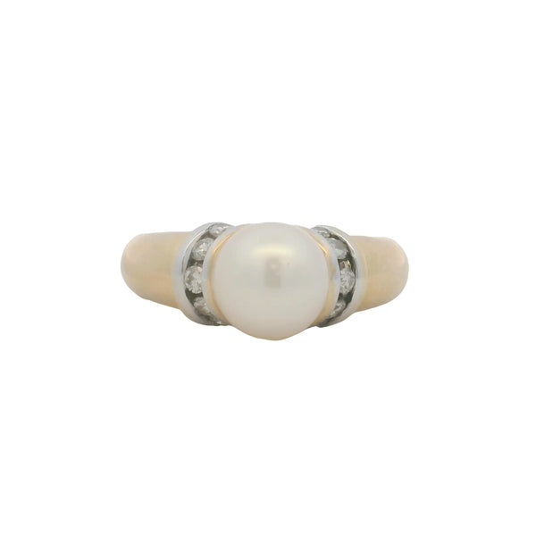 Vintage Solid 14kt Yellow Gold Akoya Pearl and Accent Diamonds Cocktail Ring Size 6.25