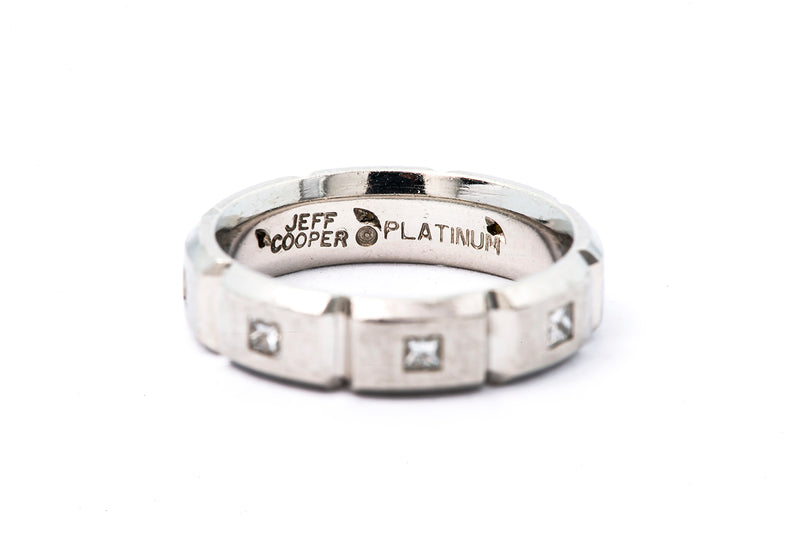 Jeff Cooper Satin Finished Beveled Geometric Princess Diamond Eternity Ring Size 4