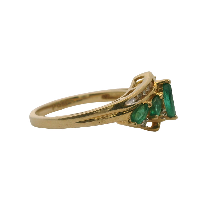 Vintage 1970-80s Marquise Emerald and Round Diamond Cluster Cocktail Ring Size 7