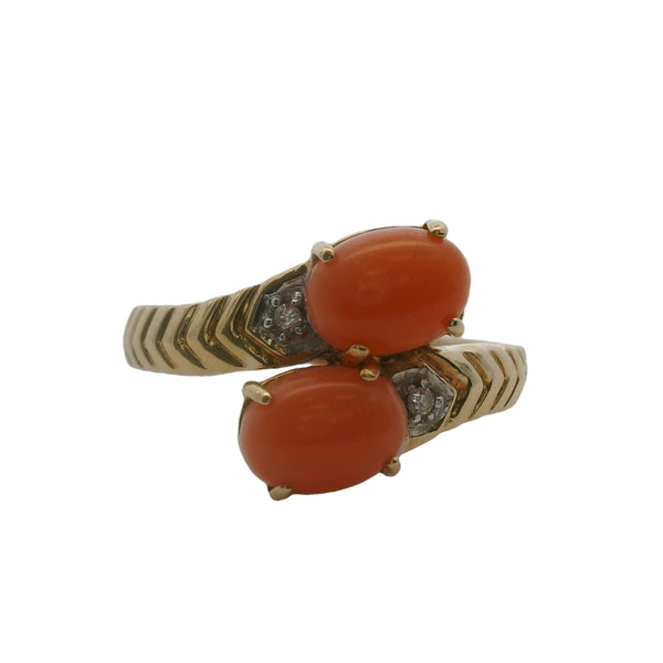 Vintage 1960-70s 14kt Yellow Gold Cabochon Coral Bypass Ring with Diamonds Size 7