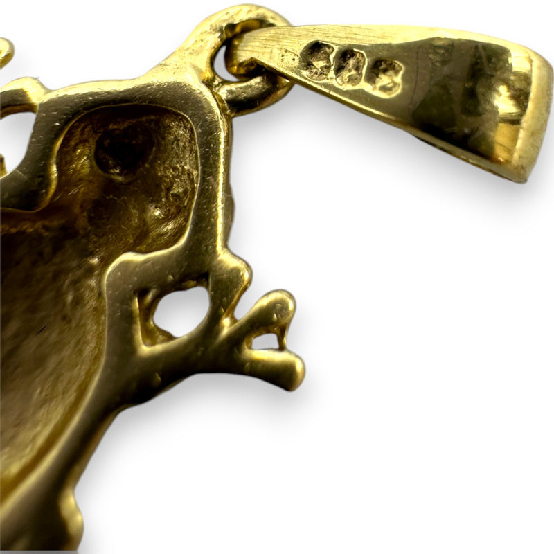 Colgante de rana con esmalte verde y circonita cúbica de 585 circonitas en oro amarillo de 14 kt.