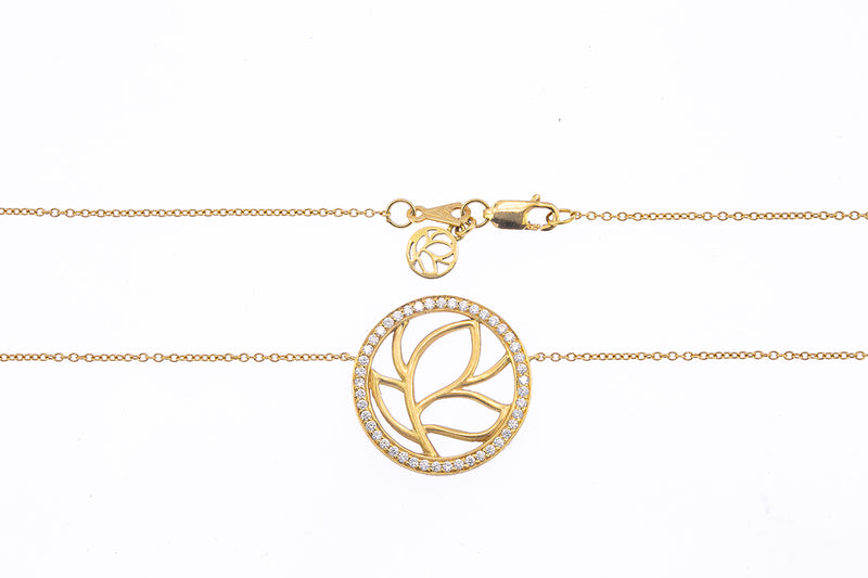 Diamond Halo Accent Flower Circle Pendant 18K 750 Yellow Gold 16.75" Necklace