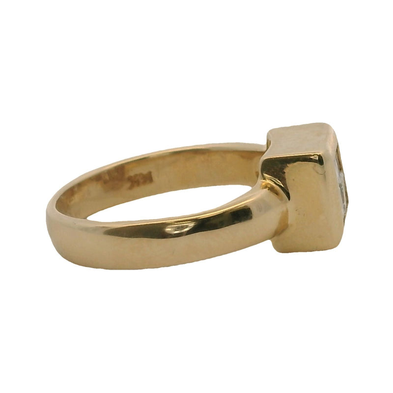 Anillo Effy Jewelry de oro amarillo macizo de 14 kt y 0,40 cts de diamantes de talla princesa, talla 6