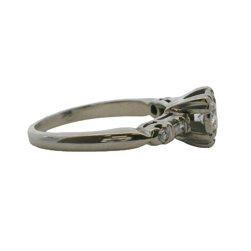 Vintage 1940-50s 14kt White Gold Diamond Solitaire Ring with Baguette Diamond Accents Size 5.5