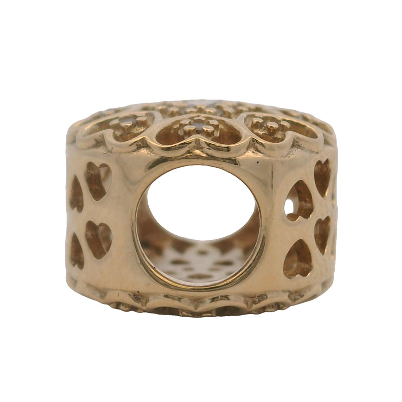 Charm separador recortado de corazones de oro amarillo macizo de 14 kt y circonitas cúbicas de Pandora (2 unidades)
