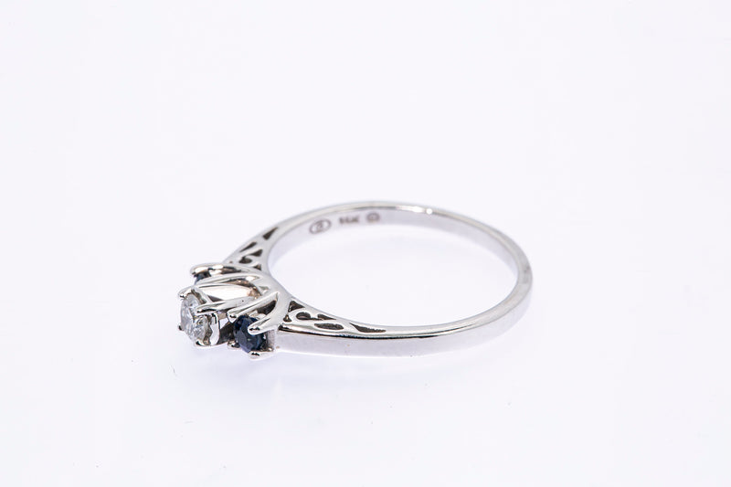 Diamond & Sapphire Engagement Three Stone Band 14K 585 White Gold Ring Size 7