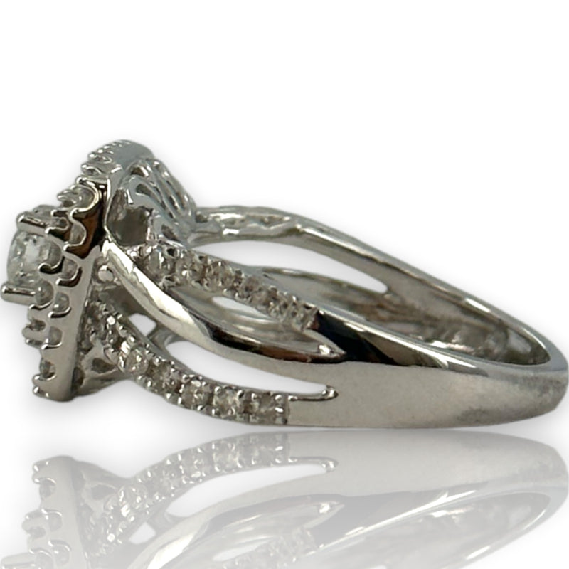 Simply Vera Vera Wang 14kt White Gold Double Halo Diamond Engagement Ring with Diamond Crossover Band Size 7
