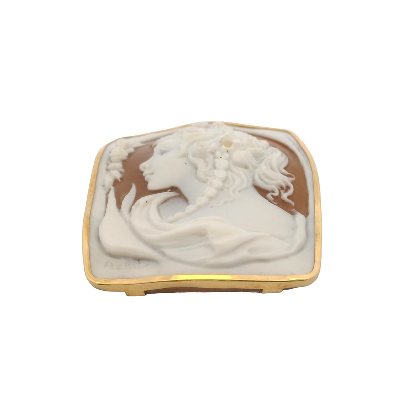 Antique 1930-50s Solid 18kt Yellow Gold Frame Conch Shell 3D Hand Carved Cameo Pin/Pendant Signed By Designer