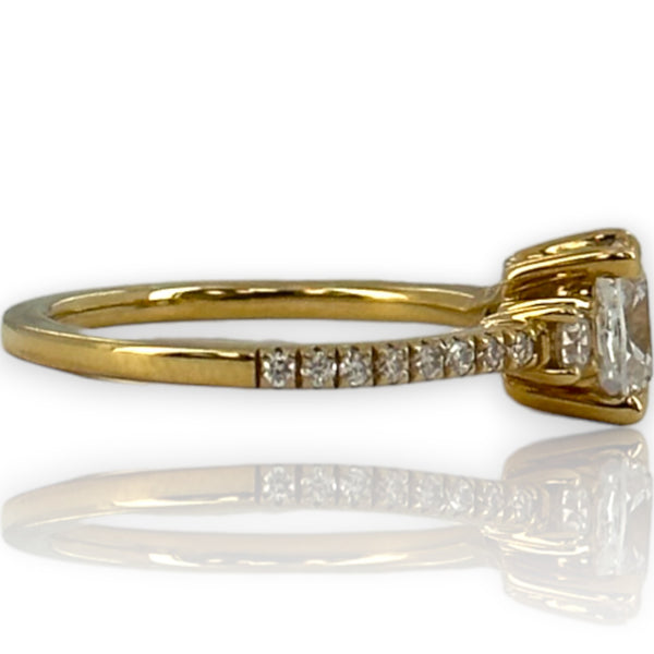 Brilliant Earth 18kt Yellow Gold Lab Grown VVS2 Princess Cut Diamond Engagement Ring with Round Accent Diamonds Size 5.5