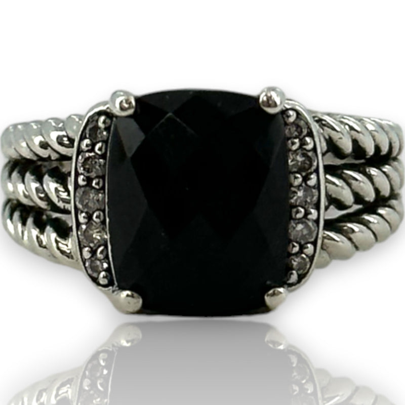 David Yurman 925 Sterling Silver Petite Wheaton Ring with Black Onyx and Diamonds