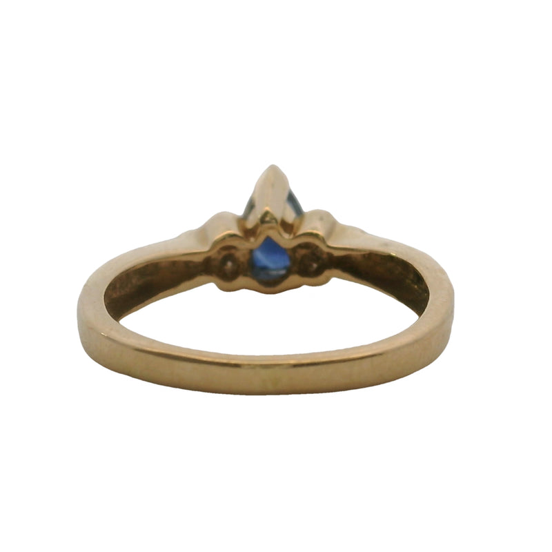 14kt Yellow Gold Dainty Pear Sapphire Solitaire Ring with Accent Diamonds Size 4.75