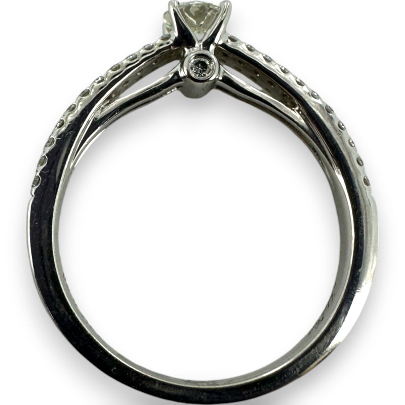 The Juliet Cut 14kt Solid White Gold and Prong Set Diamond Solitaire Wedding Engagement Ring with Pave Sides Size 7