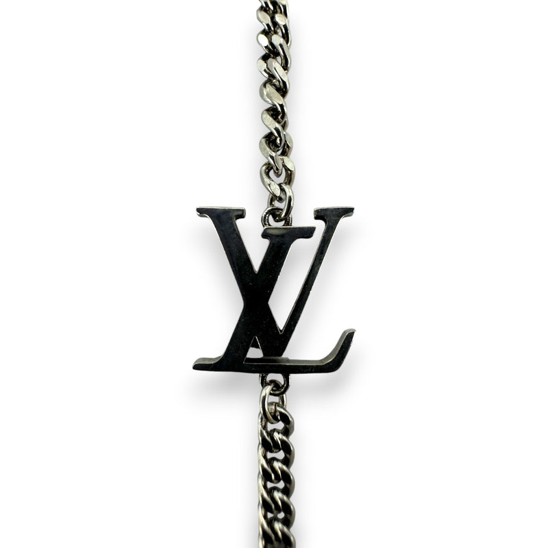 Louis Vuitton Silver Color LV Icons Necklace with Keepall Bag Pendant Monogram Pattern Engraving LV Motif Chain