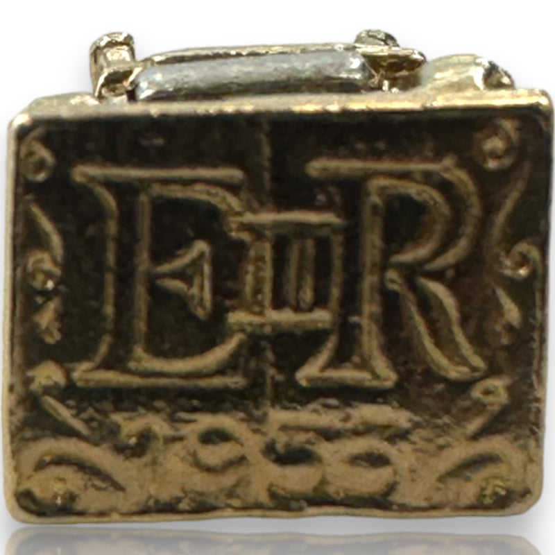 Vintage 1983 Solid 9kt Yellow Gold British Throne from Queen Elizabeth II Coronation in 1953 with Dogs and White Gold Accent Made in London Charm Pendant