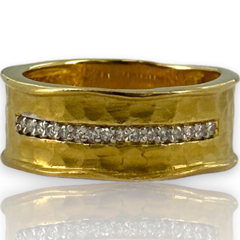 I. REISS Solid 14kt Yellow Gold Scalloped Textured Hammer-Finish Ring with Burnish Set Diamonds Size 7