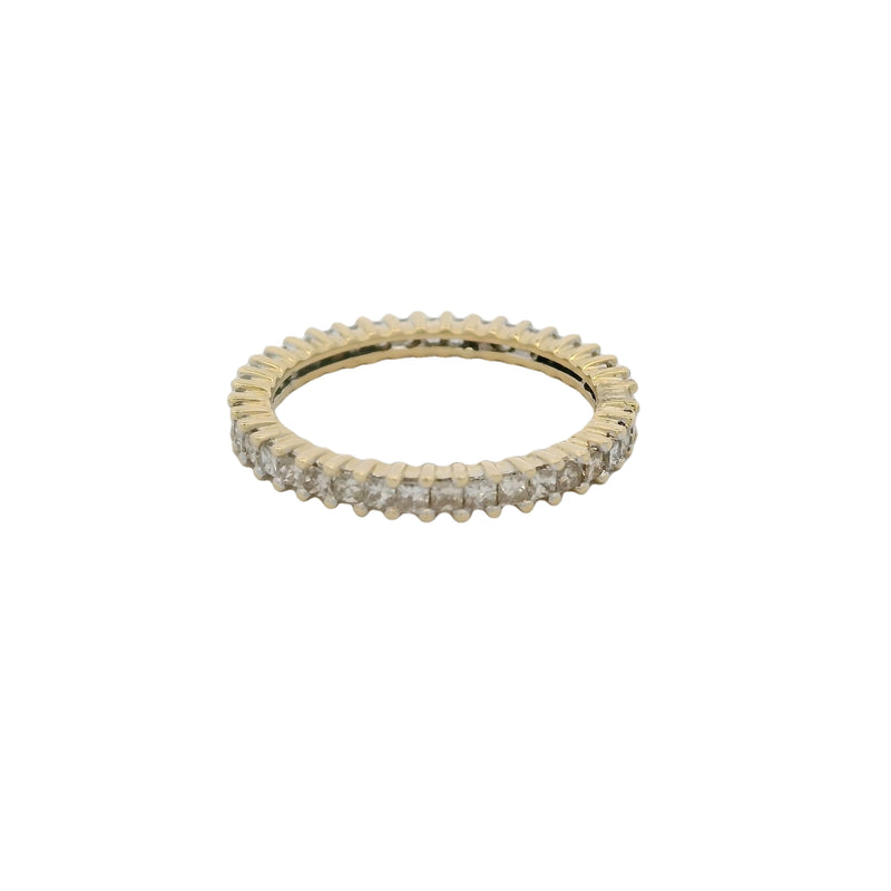 Anillo de eternidad apilable de oro amarillo de 14 kt con diamantes de talla princesa de 3 mm, talla 8