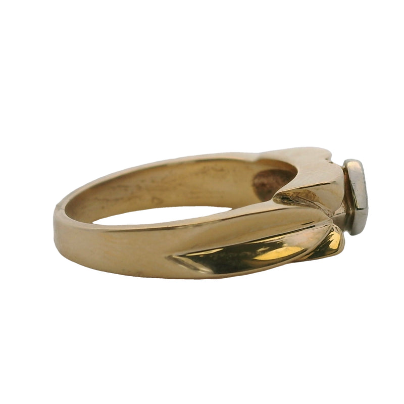 Vintage 1930-50s 14kt Yellow Gold Diamond Solitaire Milgrain Pinky or Child Ring Size 2.5