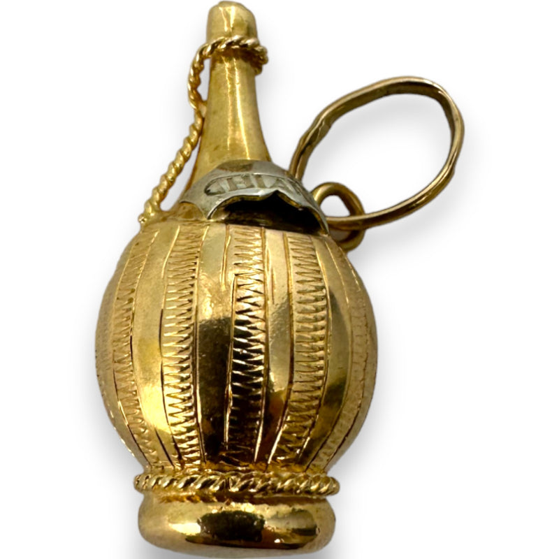 VintageChianti Wine Charm Made in Arezzo Pendant 18kt Yellow Gold Italian