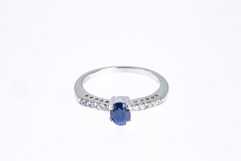 Nissko 14kt Solid White Gold and 5.2mm Oval Sapphire Ring with Diamond Accents Size 5.5