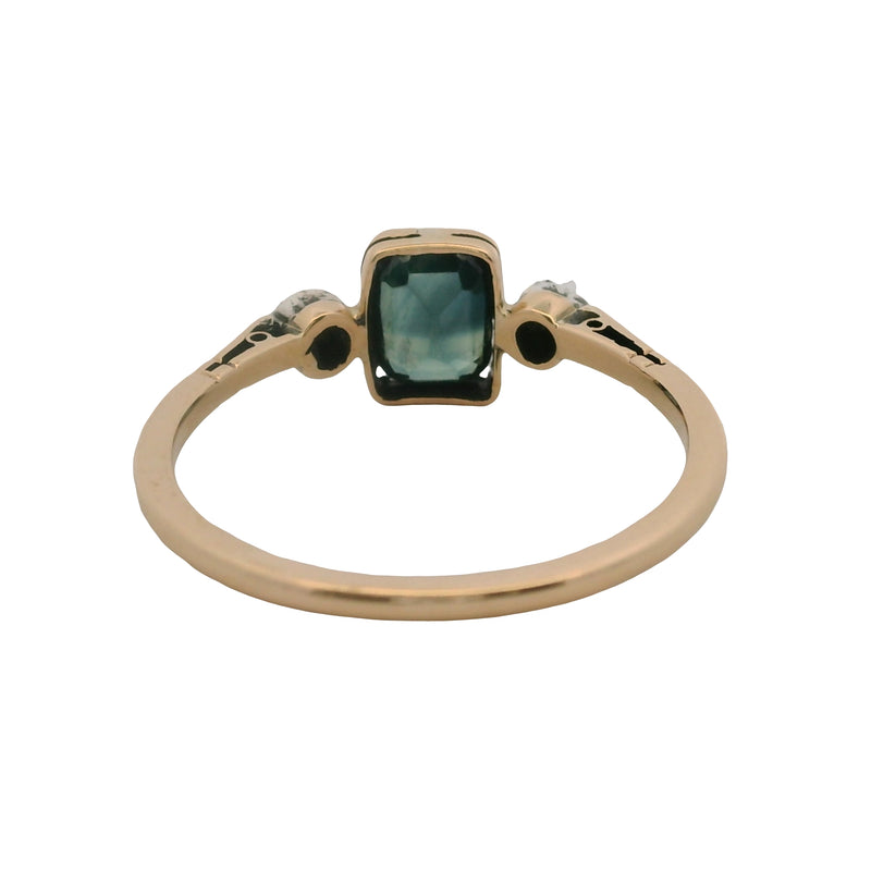 Vintage Handmade 14kt Yellow Gold Sapphire Solitaire Ring With 2 Side Diamonds Size 7.75