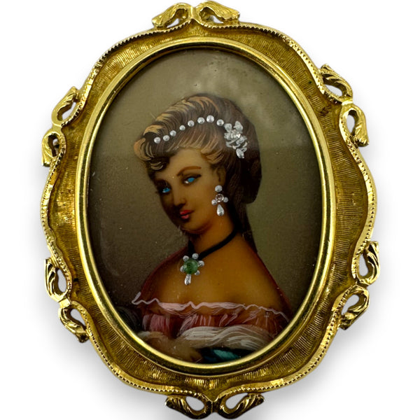 Vintage 1940-1950s 18kt Solid Yellow Gold Hand-Painted Portrait Brooch with Genuine Emerald and Diamonds Made In Italy