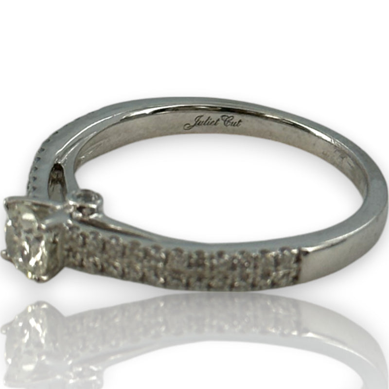 The Juliet Cut 14kt Solid White Gold and Prong Set Diamond Solitaire Wedding Engagement Ring with Pave Sides Size 7