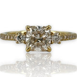 Brilliant Earth 18kt Yellow Gold Lab Grown VVS2 Princess Cut Diamond Engagement Ring with Round Accent Diamonds Size 5.5