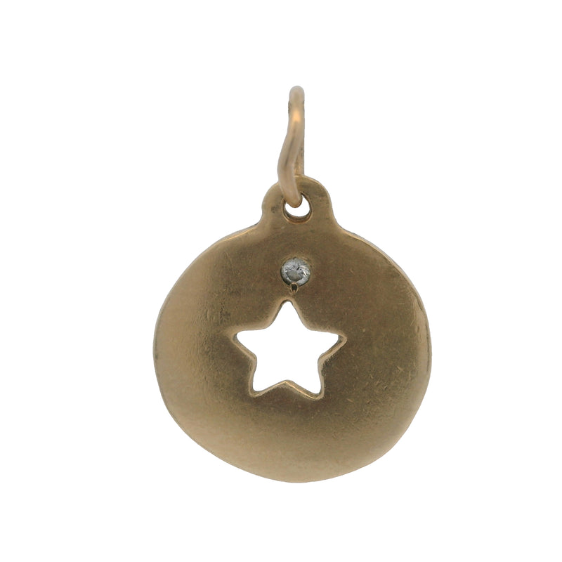 Charm de estrella recortada de oro amarillo de 14 kt de Helen Ficalora con colgante de diamante