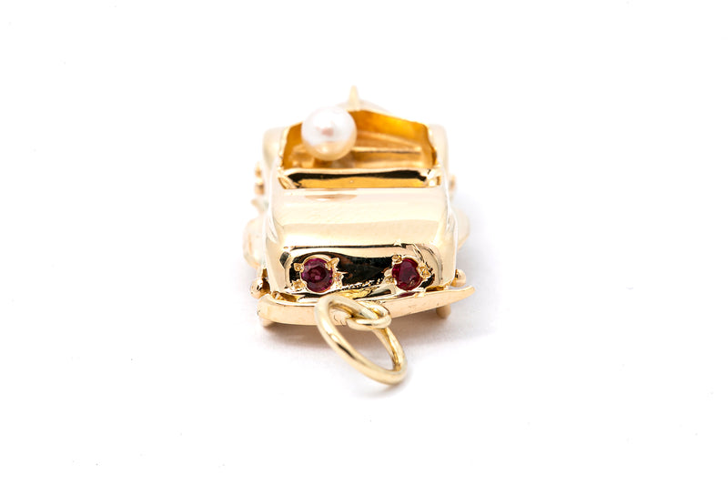 Vintage Automobile Car Cruising 14k 585 Yellow Gold Charm Pendant