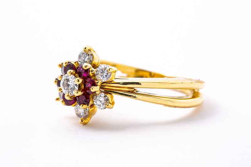 Ruby & Diamond Halo Sunburst 18K 750 Yellow Gold Ring Size 5 1/4