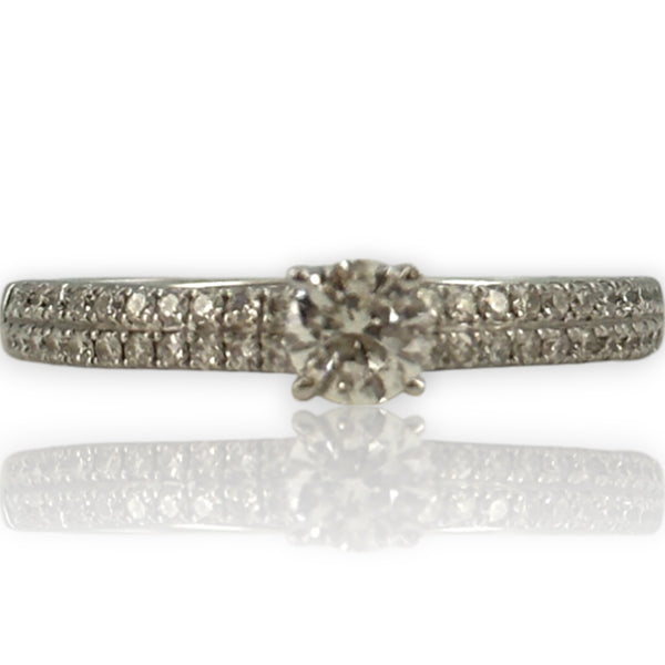 The Juliet Cut 14kt Solid White Gold and Prong Set Diamond Solitaire Wedding Engagement Ring with Pave Sides Size 7