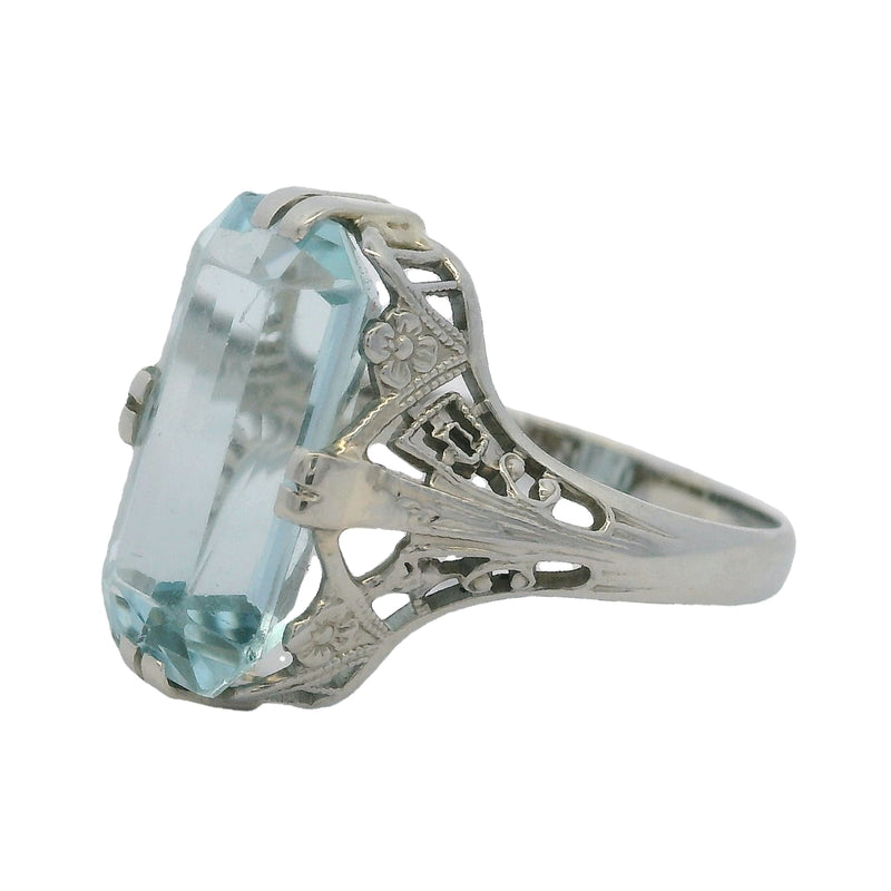 Antique 1920s 18kt White Gold and Aquamarine Dinner Cocktail Filigree Ring Size 5