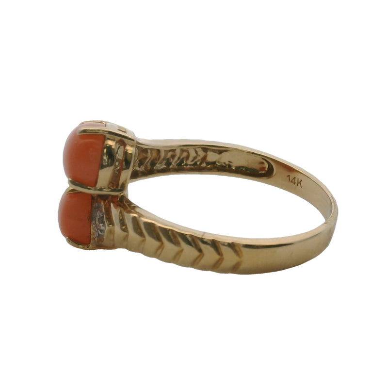 Vintage 1960-70s 14kt Yellow Gold Cabochon Coral Bypass Ring with Diamonds Size 7