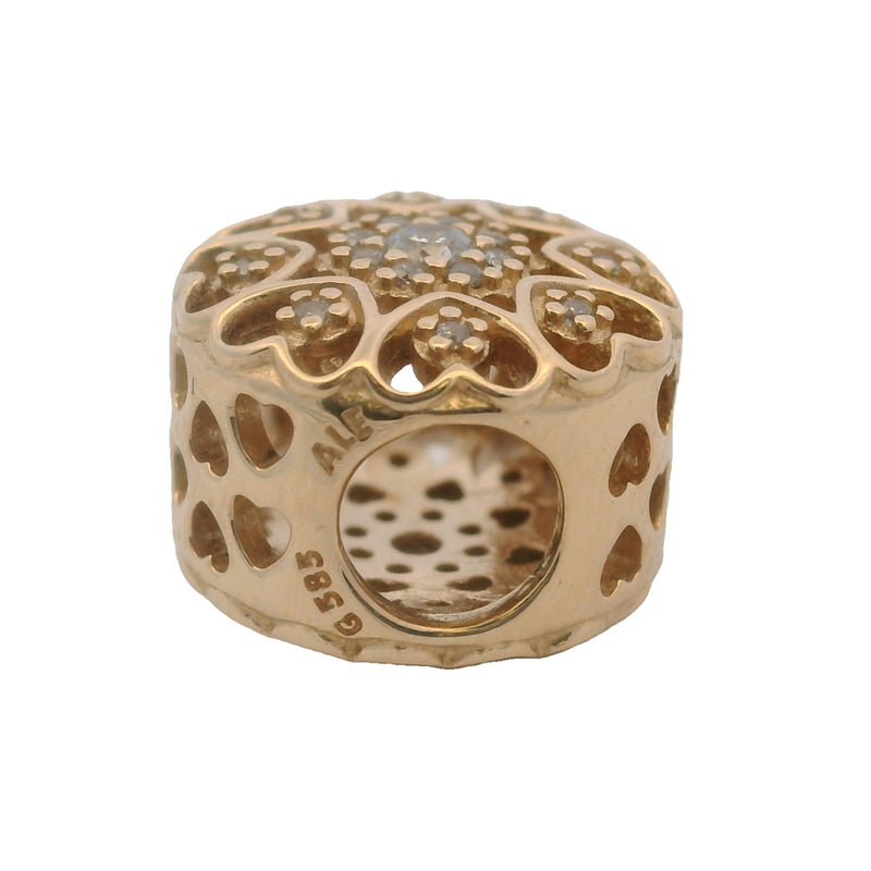 Charm separador recortado de corazones de oro amarillo macizo de 14 kt y circonitas cúbicas de Pandora retirado