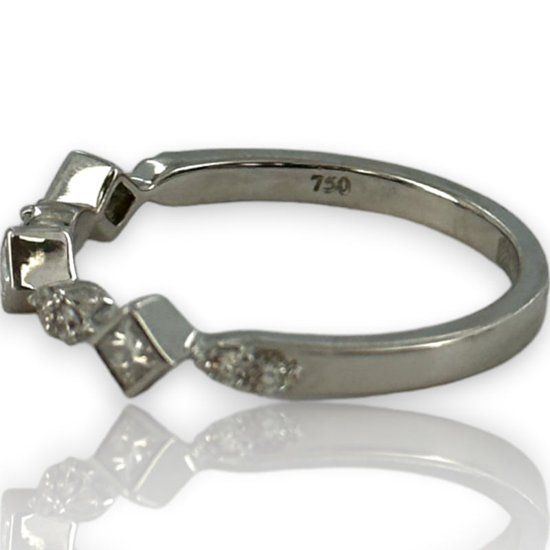 18kt White Gold Bezel Set Princess Cut and Alternating Round Brilliant Diamond Band Size 6.75