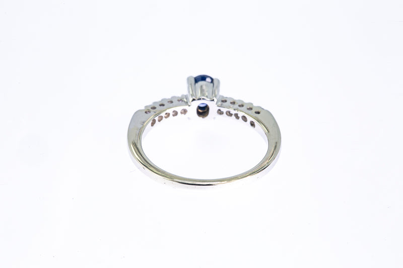 Nissko 14kt Solid White Gold and 5.2mm Oval Sapphire Ring with Diamond Accents Size 5.5
